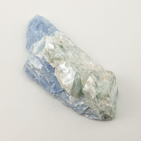 Kyanite raw 38x16 mm No. 155 Kyanite raw 38x16 mm No. 155