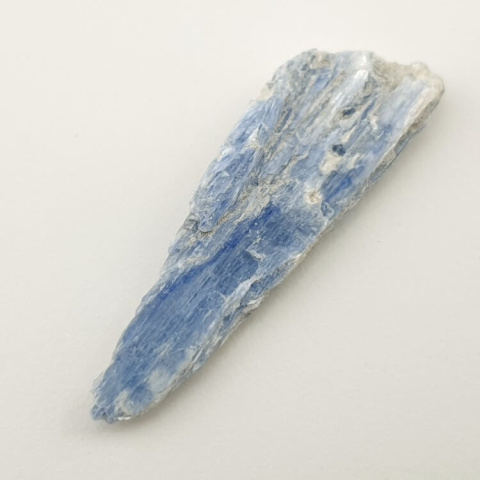 Kyanite raw 45x14 mm No 211 Kyanite raw 45x14 mm No 211