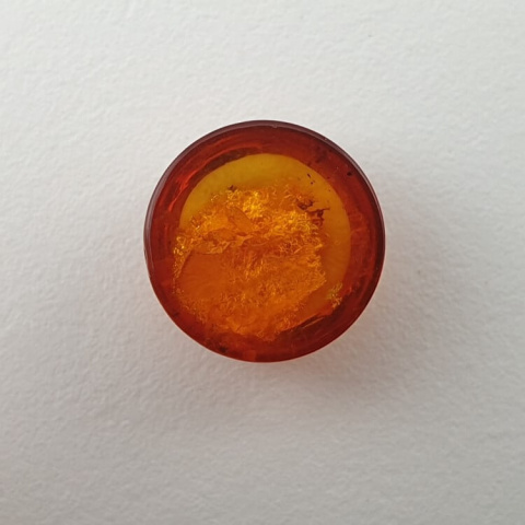 Baltic amber cabochon dia. 10 mm no 588 Baltic amber cabochon dia. 10 mm no 588
