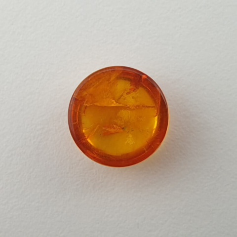 Baltic amber cabochon dia. 10 mm no 617 Baltic amber cabochon dia. 10 mm no 617