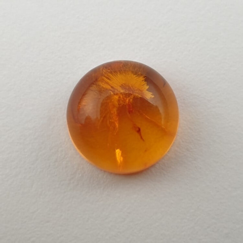 Bursztyn bałtycki kaboszon fi 10 mm nr 628 Bursztyn bałtycki kaboszon fi 10 mm nr 628