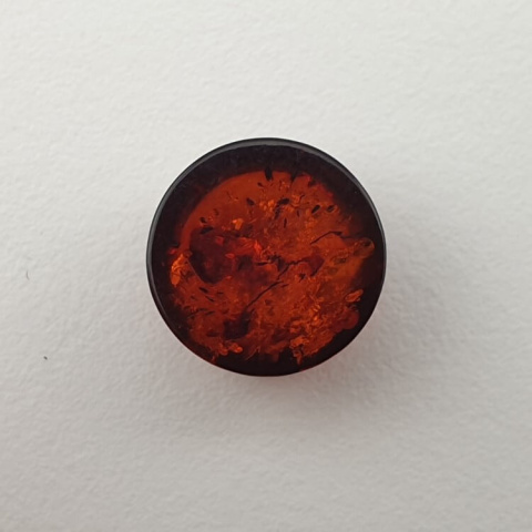 Baltic amber cabochon dia. 10 mm no 678