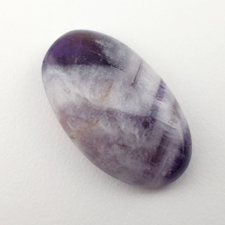 Amethyst cabochon 26x15 mm no 355