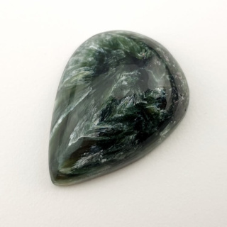 Seraphinite cabochon 27x20 mm no 33