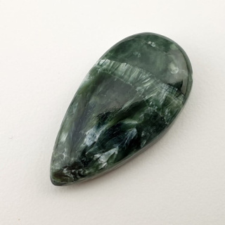 Seraphinite cabochon 28x15 mm no 27