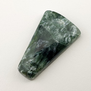 Seraphinite cabochon 28x17 mm no 55