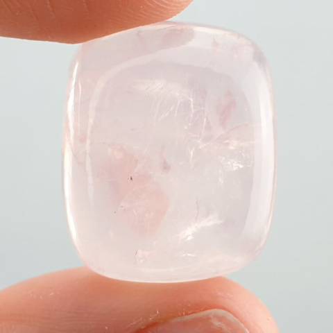 Pink quartz cabochon 23x19 mm no 146 Pink quartz cabochon 23x19 mm no 146