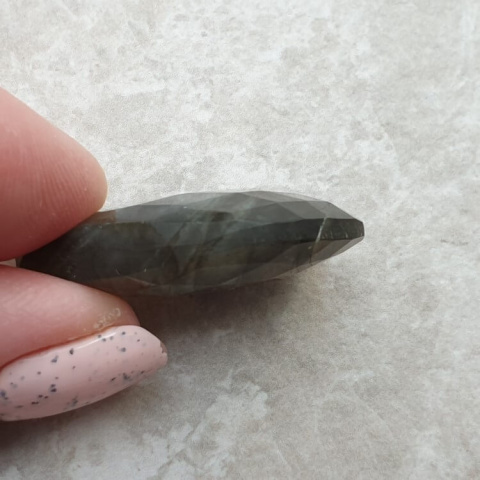 Labradorite faceted on both sides 32x20 mm no 80 Labradorite faceted on both sides 32x20 mm no 80