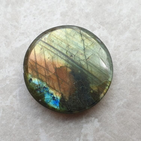 Labradorite faceted cabochon fi 27 mm no. 121 Labradorite faceted cabochon fi 27 mm no. 121