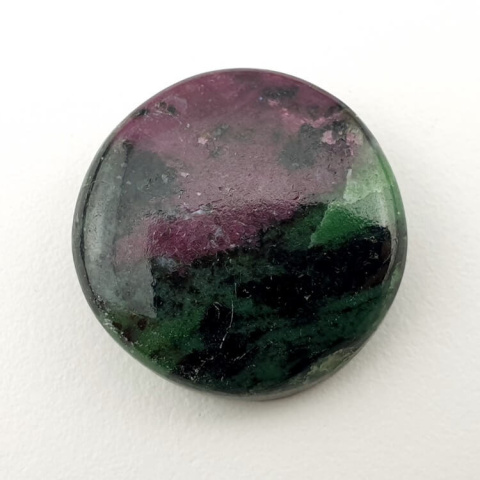 Ruby in zoysite cabochon fi 21 mm no 99 Ruby in zoysite cabochon fi 21 mm no 99