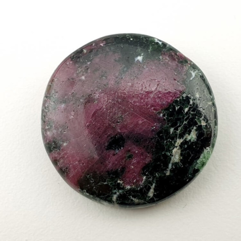 Ruby in zoysite cabochon dia. 24 mm no 65 Ruby in zoysite cabochon dia. 24 mm no 65