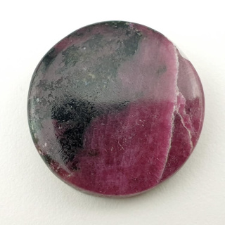 Ruby in zoisite cabochon fi 25 mm no 87