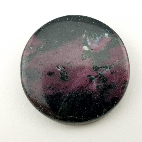 Ruby in zoisite cabochon fi 26 mm no. 69 Ruby in zoisite cabochon fi 26 mm no. 69