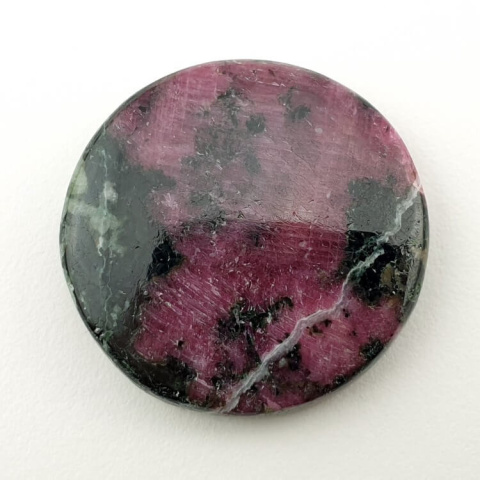 Ruby in zoysite cabochon dia. 29 mm no 67 Ruby in zoysite cabochon dia. 29 mm no 67