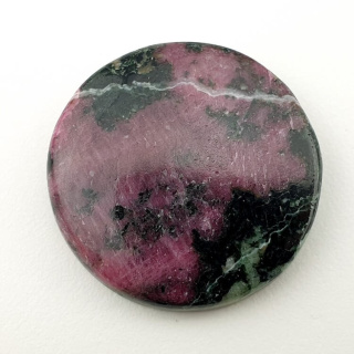 Ruby in zoysite cabochon fi 29 mm no. 67