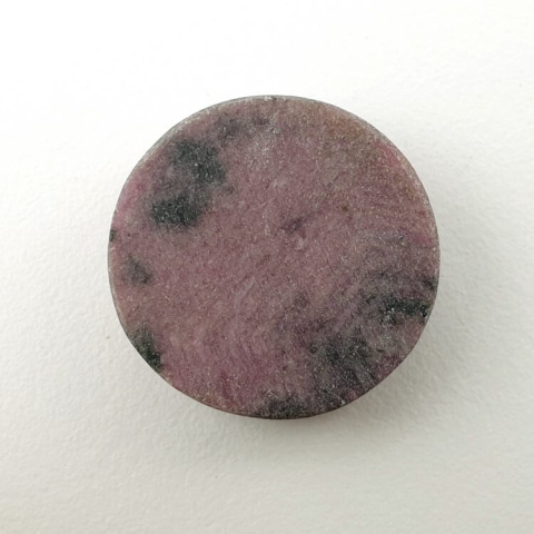 Rubin w zoisycie kaboszon fi 19 mm nr 112 Rubin w zoisycie kaboszon fi 19 mm nr 112