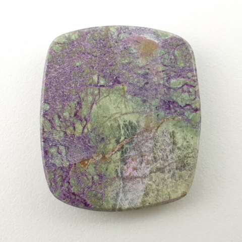 Stichtite cabochon 27x24 mm no 57 Stichtite cabochon 27x24 mm no 57