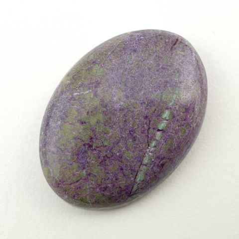 Stichtite cabochon 31x22 mm no 24 Stichtite cabochon 31x22 mm no 24