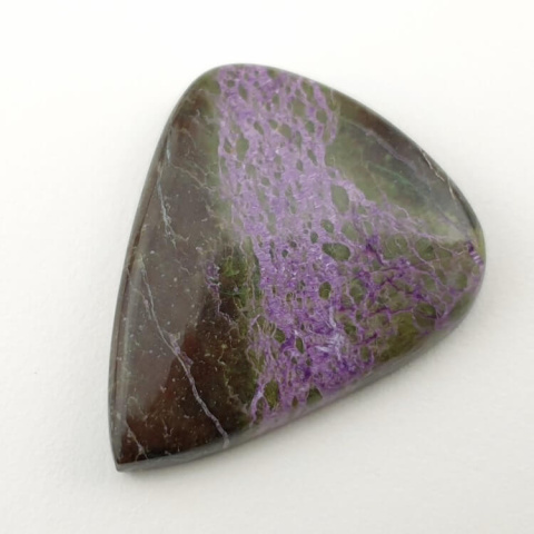 Stichtite cabochon 31x26 mm no. 22 Stichtite cabochon 31x26 mm no. 22