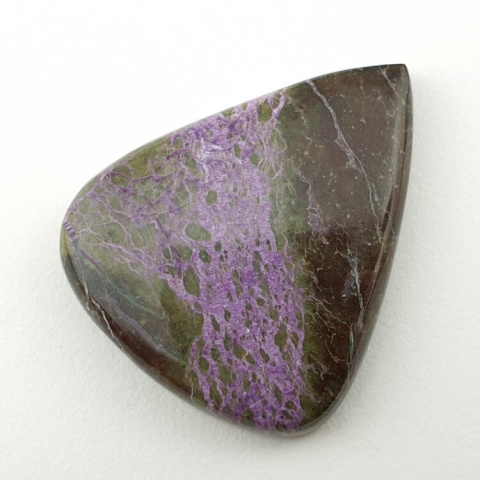 Stichtite cabochon 31x26 mm no. 22 Stichtite cabochon 31x26 mm no. 22