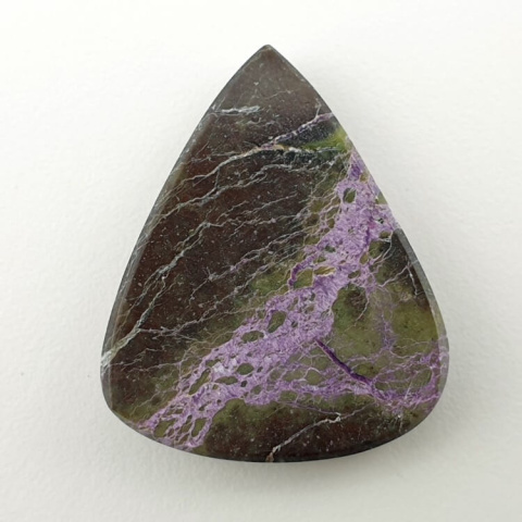 Stichtite cabochon 31x26 mm no. 22 Stichtite cabochon 31x26 mm no. 22
