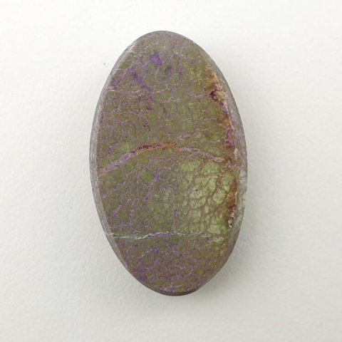 Stichtite cabochon 32x19 mm no 37 Stichtite cabochon 32x19 mm no 37