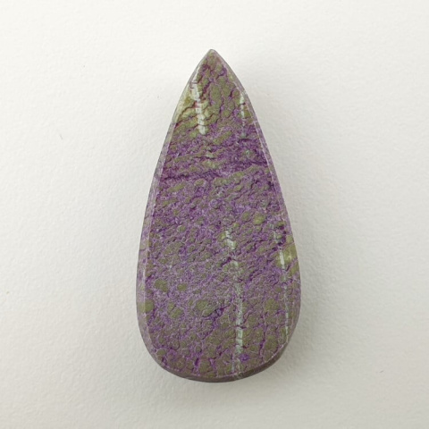 Stichtite cabochon 34x18 mm no 46 Stichtite cabochon 34x18 mm no 46