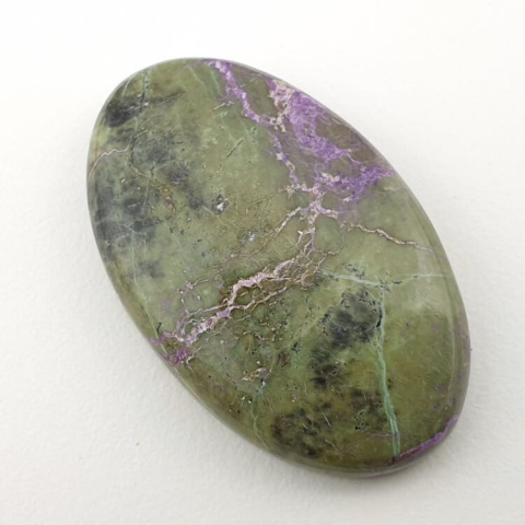 Stichtite cabochon 34x21 mm no. 34 Stichtite cabochon 34x21 mm no. 34