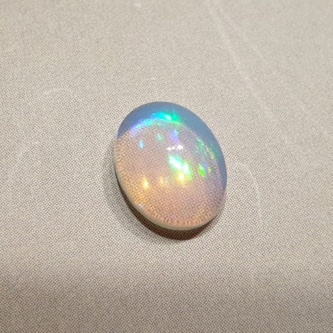 Opal from Ethiopia cabochon 9.17x7.21 mm no 113 Opal from Ethiopia cabochon 9.17x7.21 mm no 113