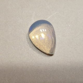 Opal from Ethiopia cabochon 9.98x7.13 mm no 108