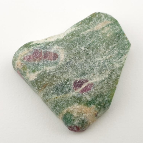 Ruby in fuchsite cut raw 32x30 mm No 16 Ruby in fuchsite cut raw 32x30 mm No 16