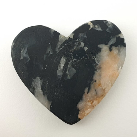 Black Tourmaline cabochon heart 37x33 mm no. 26 Black Tourmaline cabochon heart 37x33 mm no. 26