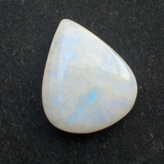 Moonstone cabochon 29x24 mm no. A199
