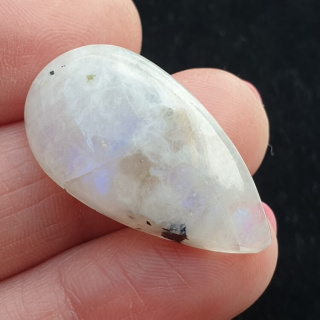 Moonstone cabochon 31x16 mm no. A203
