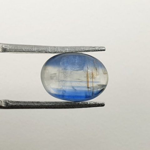 Kyanite cabochon 11x8 mm no. 33 Kyanite cabochon 11x8 mm no. 33