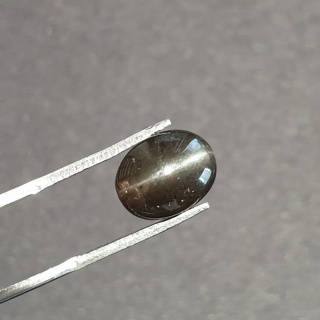 Skapolit kocie oko kaboszon 11x9 mm nr 29