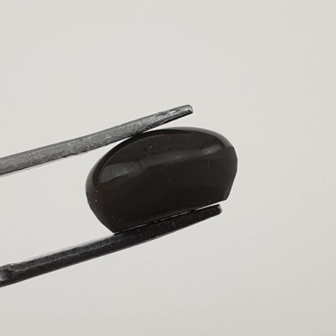 Scapolite cat's eye cabochon 11x9 mm no 29 Scapolite cat's eye cabochon 11x9 mm no 29
