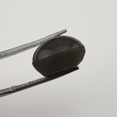 Scapolite cat's eye cabochon 13x10 mm no 18 Scapolite cat's eye cabochon 13x10 mm no 18