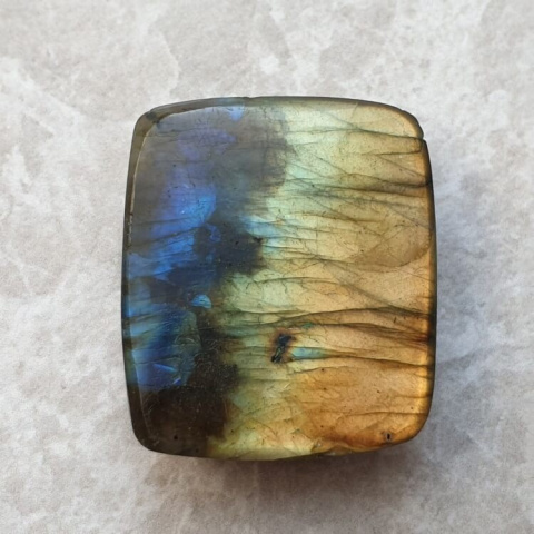 Labradorite cabochon carved 29x25 mm no 91 Labradorite cabochon carved 29x25 mm no 91