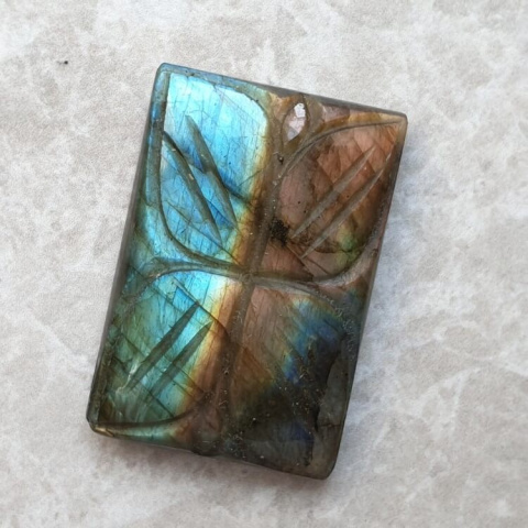 Labradorite cabochon carved 31x21 mm no 83 Labradorite cabochon carved 31x21 mm no 83