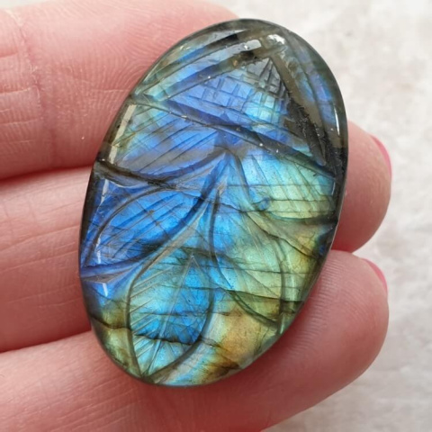 Labradorite cabochon carved 36x23 mm no. 65 Labradorite cabochon carved 36x23 mm no. 65