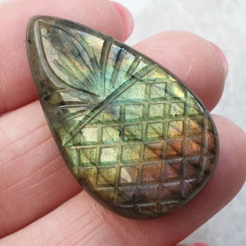 Labradorite cabochon carved 37x22 mm no 114 Labradorite cabochon carved 37x22 mm no 114