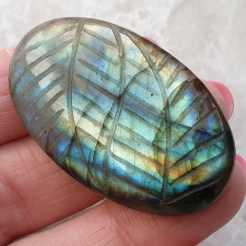 Labradorite cabochon carved 44x28 mm no 86 Labradorite cabochon carved 44x28 mm no 86