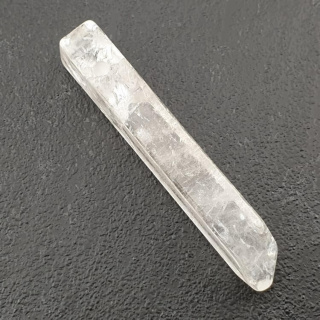 Quartz icicle 51x12 mm No. 40