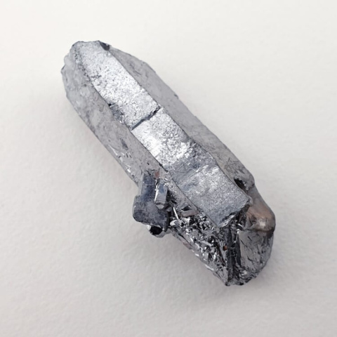 Kwarc tytanowy sopel 23x9 mm nr 276 Kwarc tytanowy sopel 23x9 mm nr 276