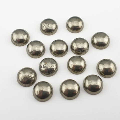 Piryt kaboszon fi 12 mm 1 szt. Piryt kaboszon fi 12 mm 1 szt.