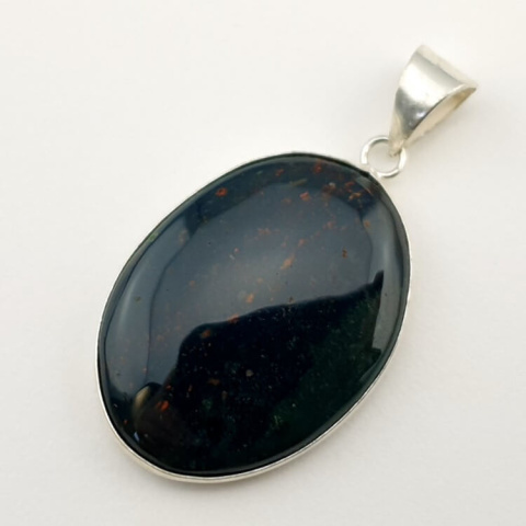 Bloodstone pendant 33x25 mm no 10 Bloodstone pendant 33x25 mm no 10