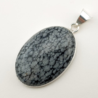 Snow obsidian pendant 35x24 mm no 2