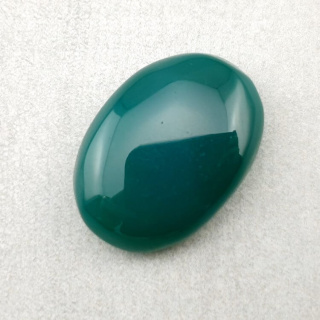 Green onyx cabochon 27x19 mm no 122