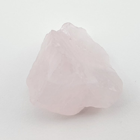 Kwarc różowy bryłka z dziurką 33x31 mm nr 63 Kwarc różowy bryłka z dziurką 33x31 mm nr 63